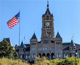 【走進(jìn)美國(guó)留學(xué)全攻略】????頂尖教育+靈活學(xué)制+多元文化，你心動(dòng)了嗎？